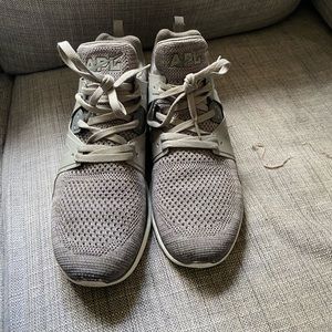 APL ascend M size US 11